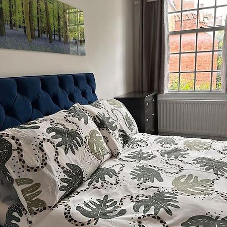 Quirky Town Centre Hideaway Villa Leamington Spa Exterior photo